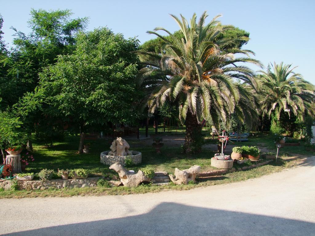 Agriturismo Barbadoro San Vincenzo Bagian luar foto